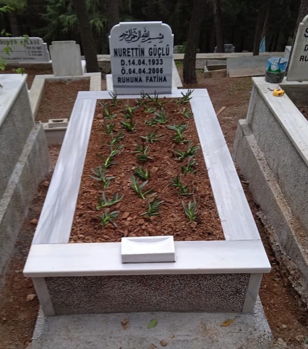 Tek Kişilik Lahit Mezarlar