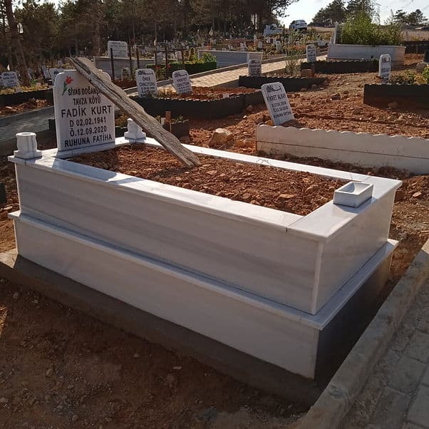 Tek Kişilik Mermer Mezar