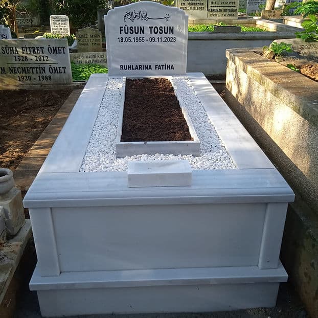 Tek Kişilik 6'lı Küpeşteli Mermer Mezar
